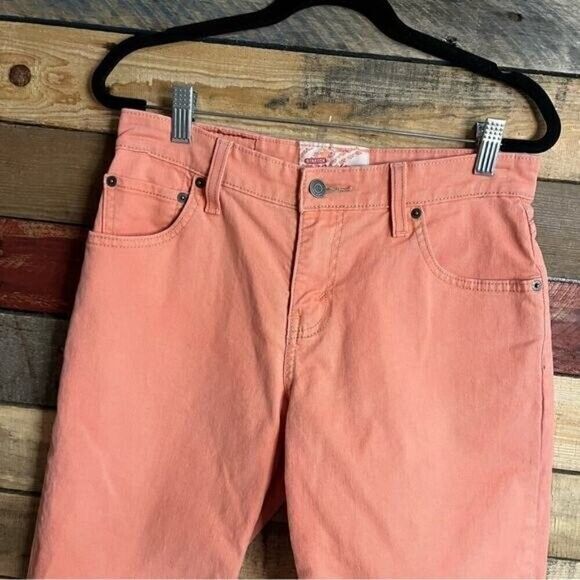 Levi Strauss Signature Peach Denim Crops Size 6 - Picture 3 of 10